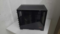 Lian Li 011 Dynamic Mini Siyah Midi-Tower (OUTLET)