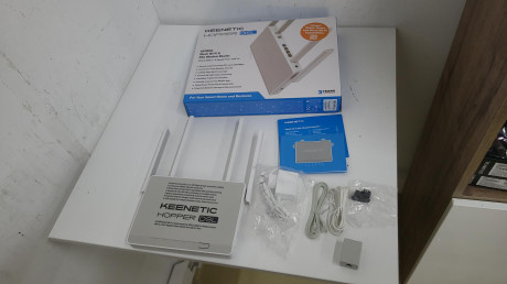 KEENETIC HOPPER DSL KN-3610-01EN  AX1800 M(OUTLET)